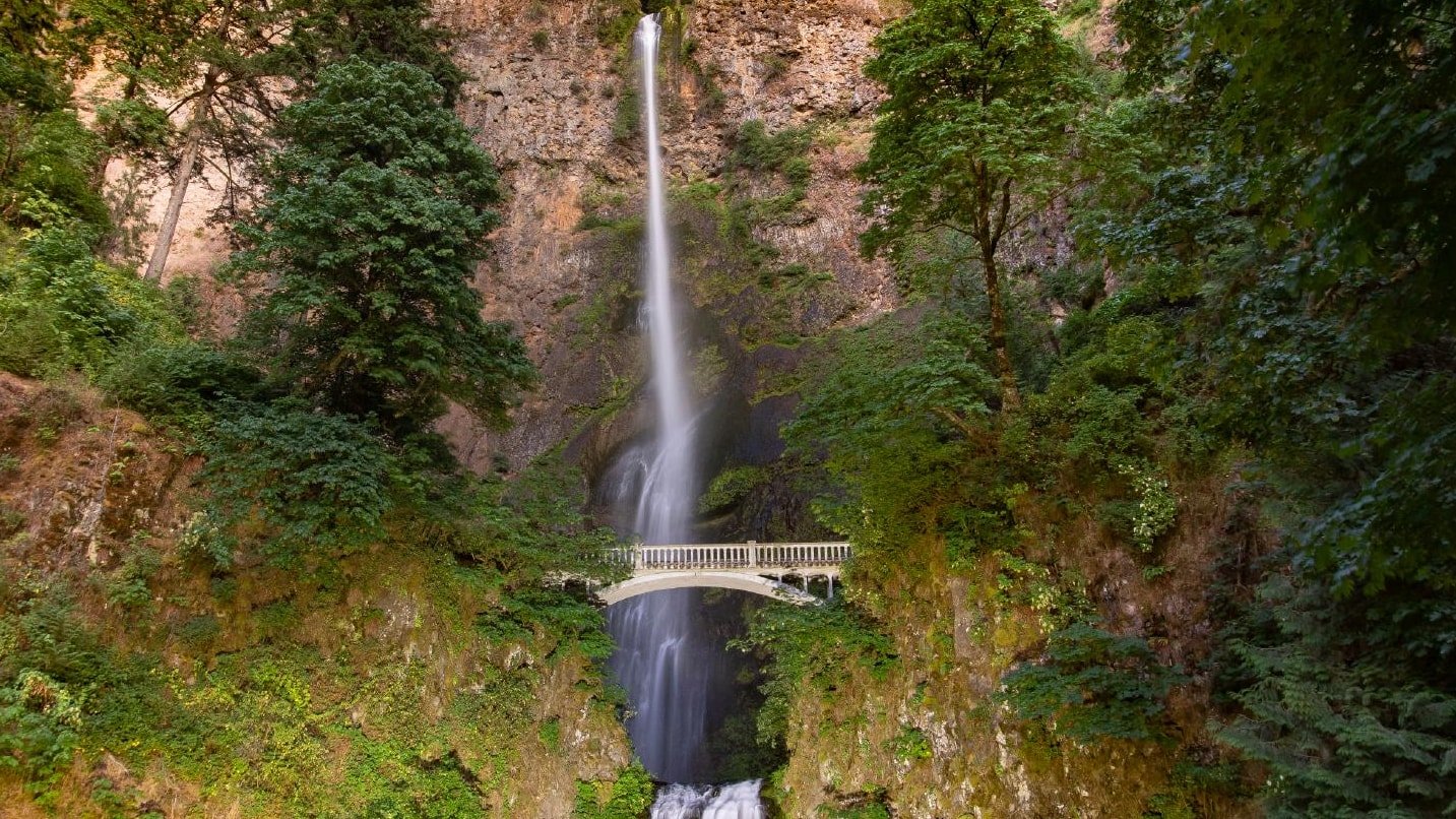 Landscape image of Multnomah Falls