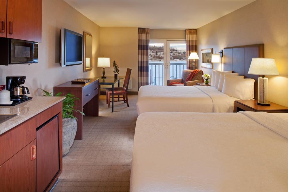 Lake Union hotel room