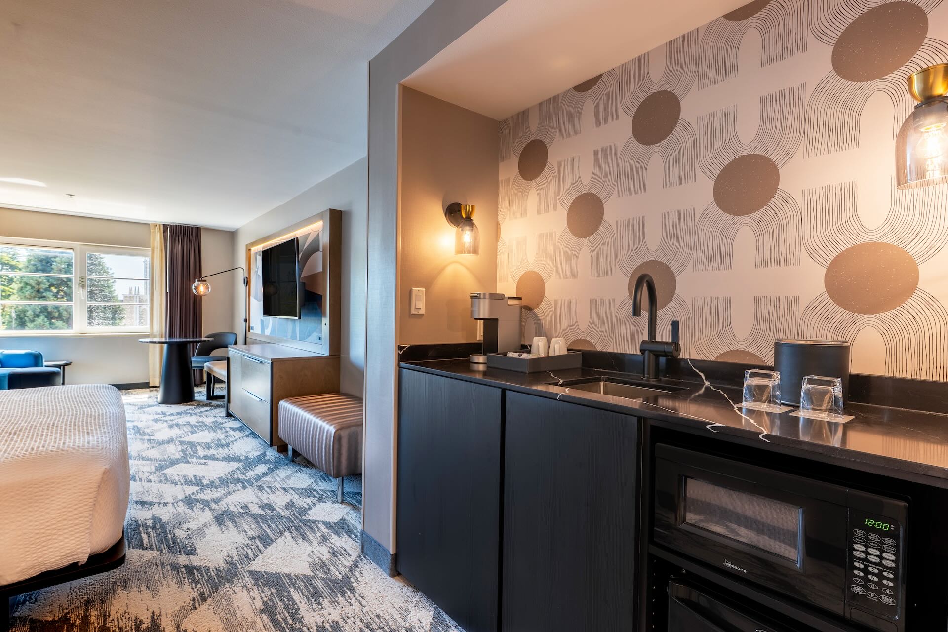 Wet bar in remodeled King Deluxe guestroom at Silver Cloud Hotel - Seattle Broadway.