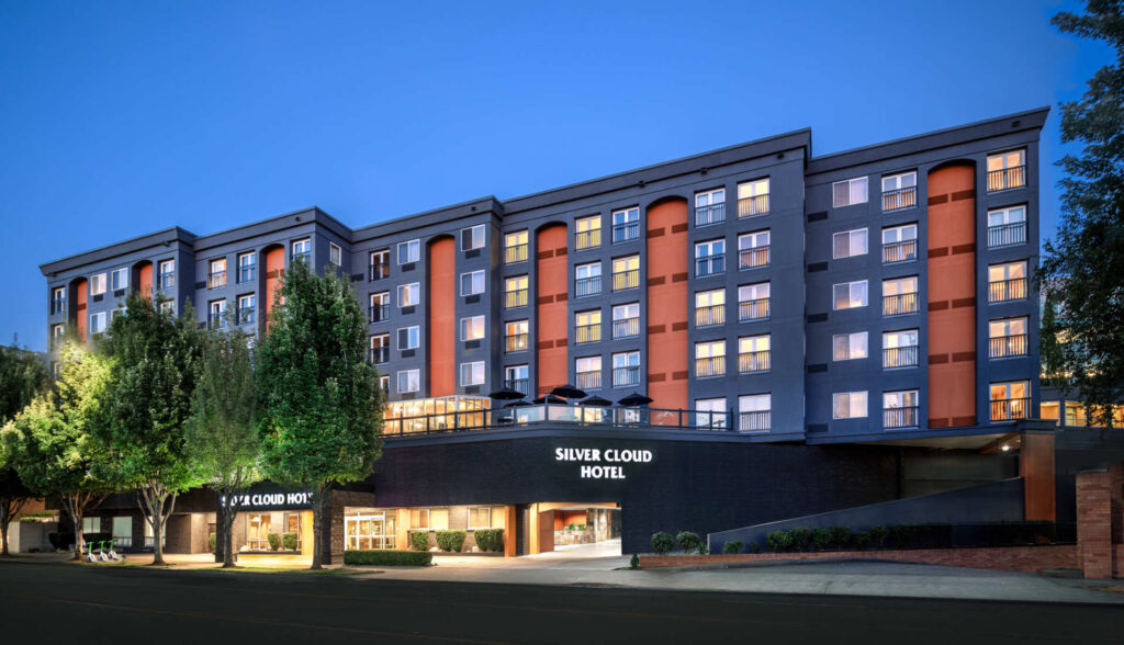 The Silver Cloud - Seattle Lake Union building exterior.